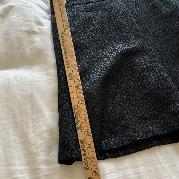 NWOT LOFT black skirt - Picture 9 of 10